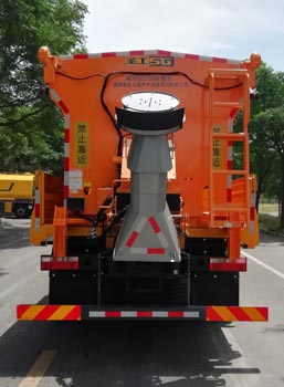 圣工牌HGY5181TCX型除雪车
