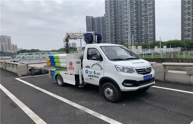 程力汽车与广州排水公司达成新型清淤车清洗车战略合作项目，助力粤港澳大湾区环境建设
