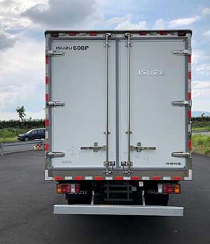 五十铃牌QL5071XLCA5KA型冷藏车