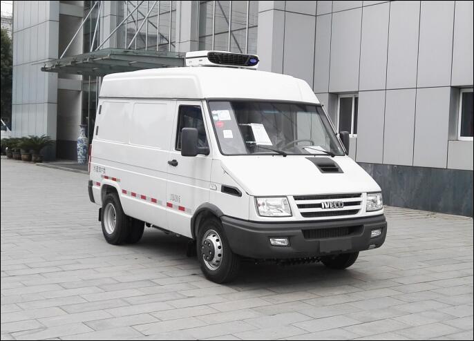 康飞牌KFT5041XLC5H型冷藏车