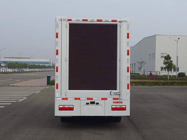 ִCHM5040XXCEDF28V