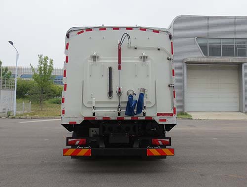 华林牌HLT5181TXSEV型纯电动洗扫车