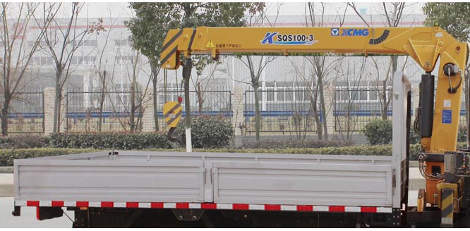 东风牌EQ5080JSQ3GDFAC型随车起重运输车