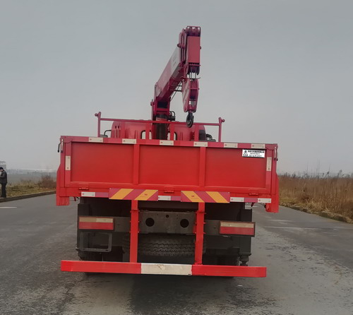 东风牌EQ5168JSQLV2型随车起重运输车