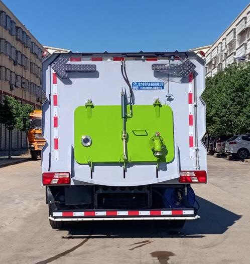 程力威牌CLW5080TXSJ6型洗扫车