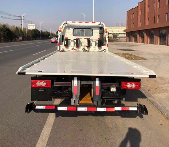 广燕牌LGY5081TQZ6P型清障车