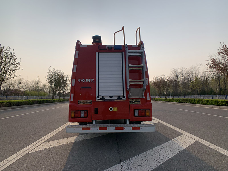 中卓时代牌ZXF5050TXFQC60/W6型器材消防车