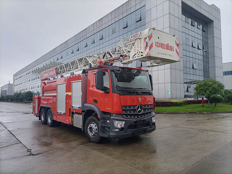 中联牌ZLF5300JXFYT34型云梯消防车