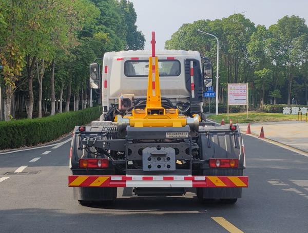 ������EQ5180ZXXL6D�ͳ����жʽ������