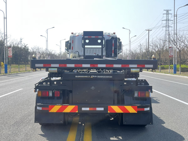 ������CHD5316ZXXQLE6L�ͳ����жʽ������