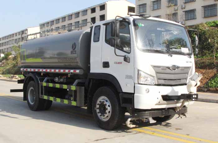 纵昂牌CLT5183GSSBJ6A型洒水车