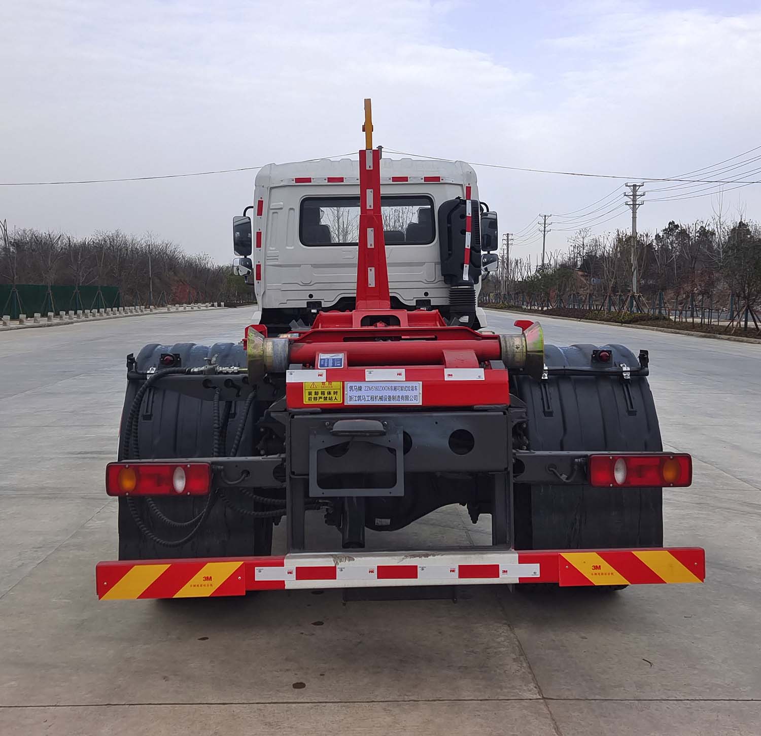 ������ZZM5180ZXXD6�ͳ����жʽ������