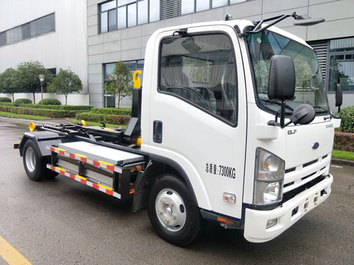 庆铃牌QL5070ZXXBEV型纯电动车厢可卸式垃圾车