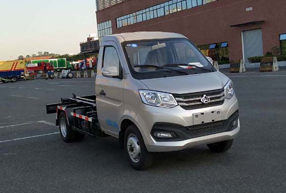 �γ���XQY5030ZXXG6�ͳ����жʽ������