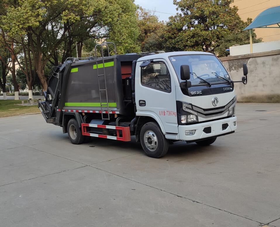 中国中车牌TEG5070ZYS6EQ1D型压缩式垃圾车