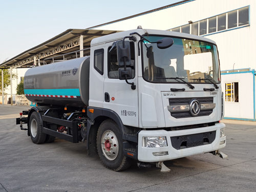 星通牌XTV5160GSS6EQ型洒水车