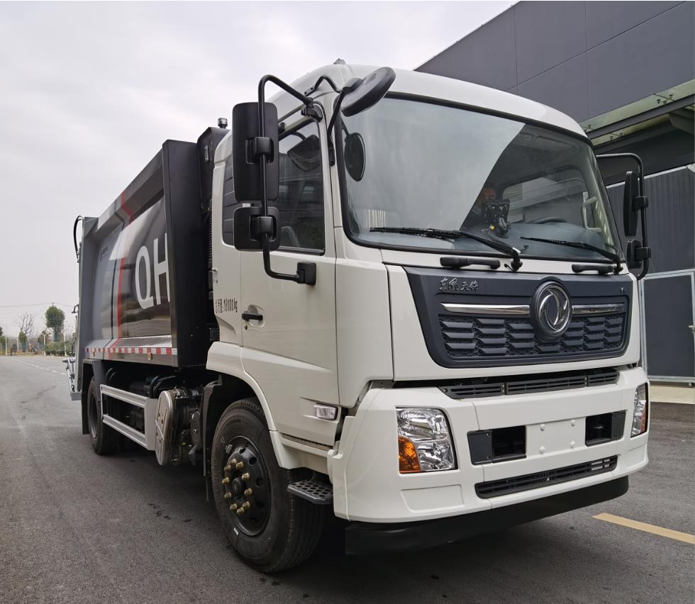 启敬牌QHV5185ZYSDF6型压缩式垃圾车