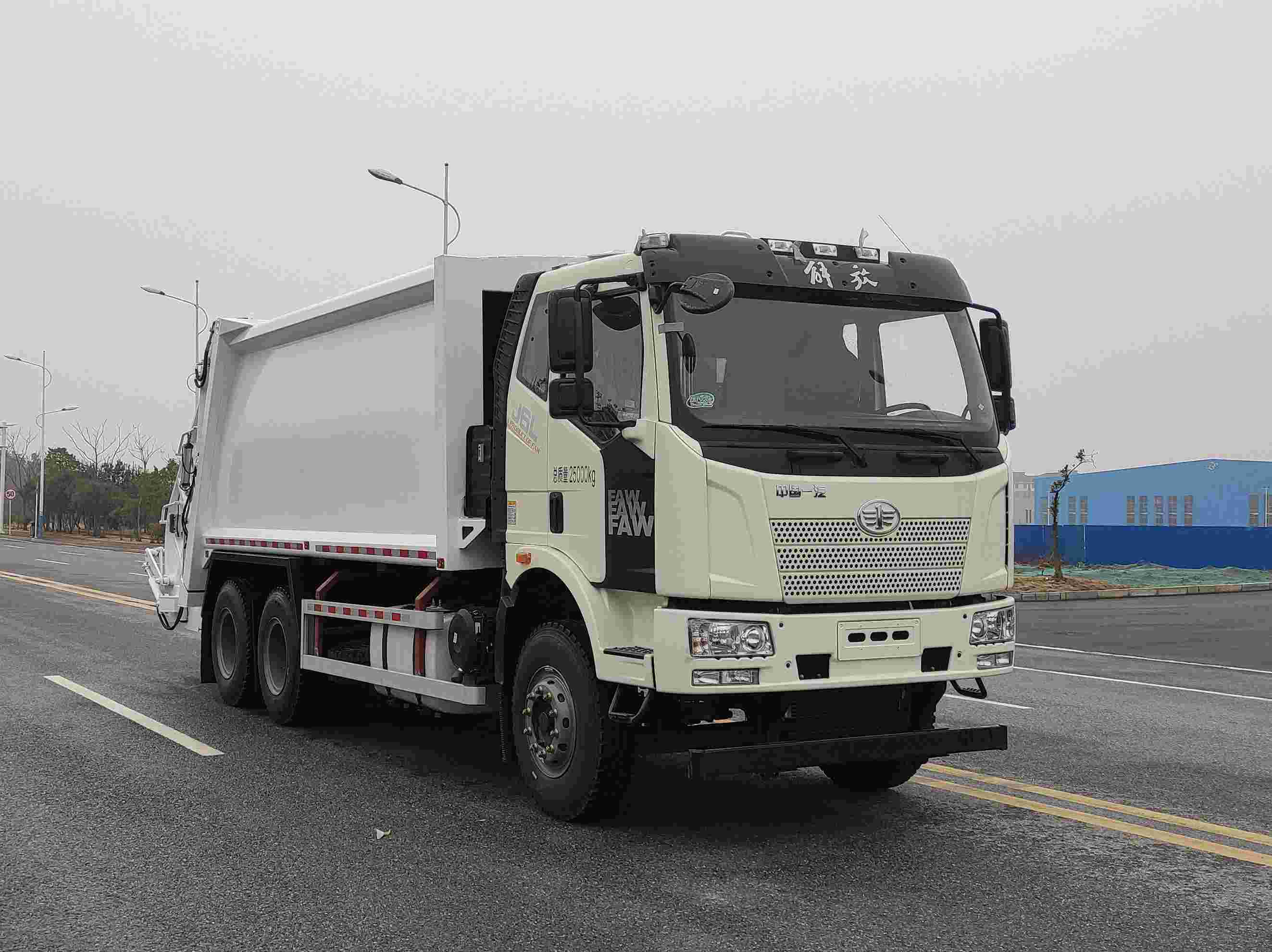 中国中车牌TEG5250ZYS6JF1D型压缩式垃圾车