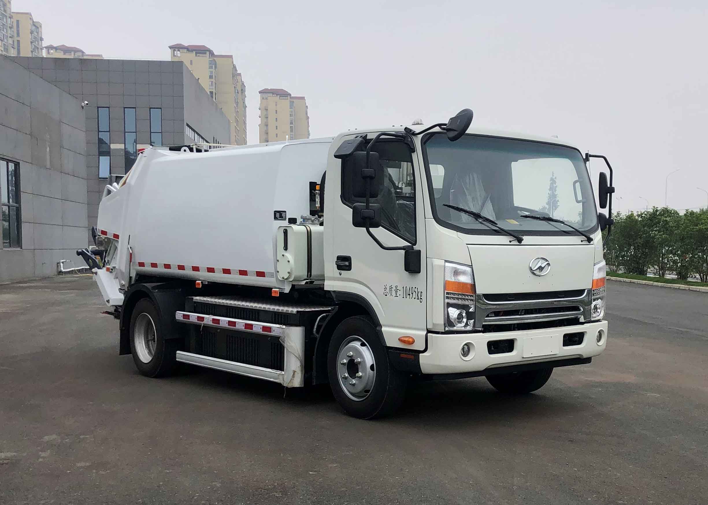 ������KLQ5100ZYSAEV�ʹ��綯ѹ��ʽ������