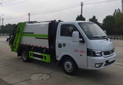 程力威牌CLW5040ZYS6CY型压缩式垃圾车