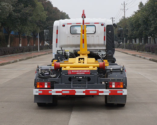 �н���XZL5118ZXX6�ͳ����жʽ������