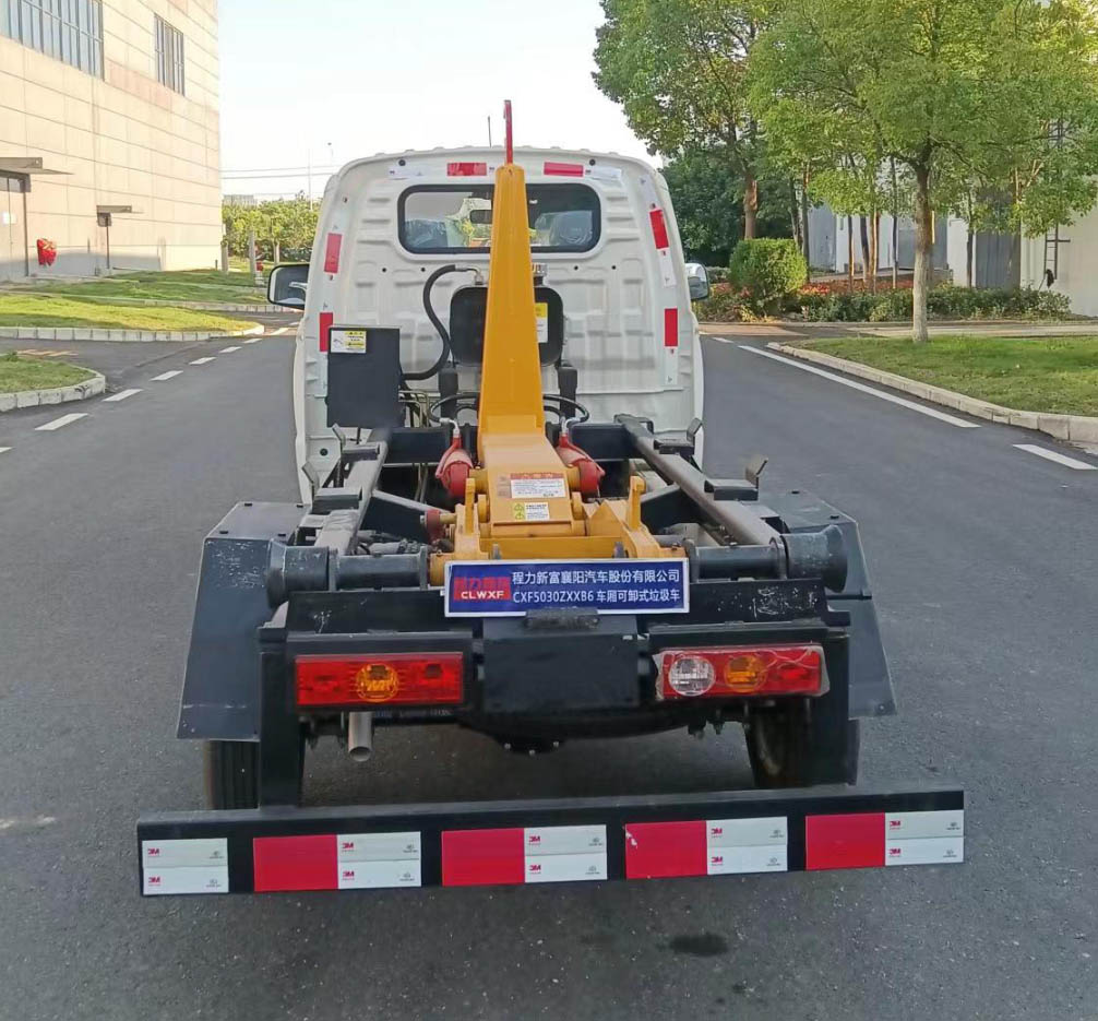 �����¸���CXF5030ZXXB6�ͳ����жʽ������